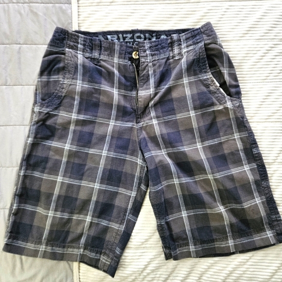 Arizona Jean Company Men's Gray Plaid Flat Front Shorts Size 32 - Picture 1 of 8